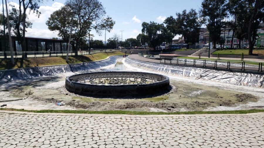 Mantenimiento integral del Parque La Laguna en Ingahurco