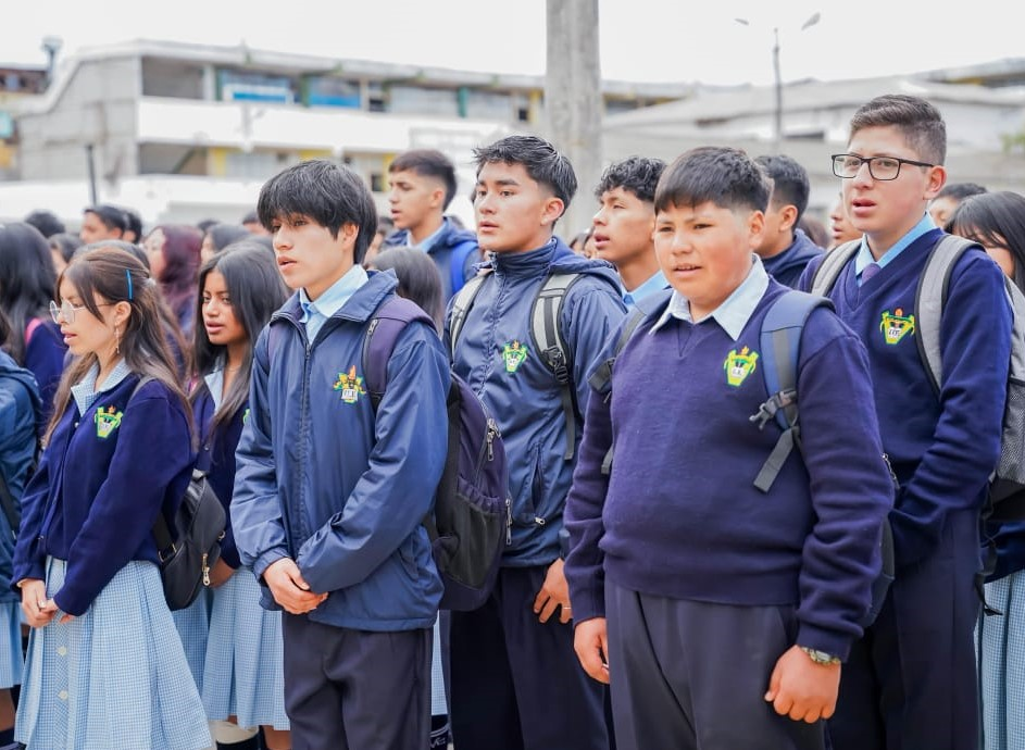 Más de 340 mil estudiantes de la Zona 3 retornaron a clases en el ...